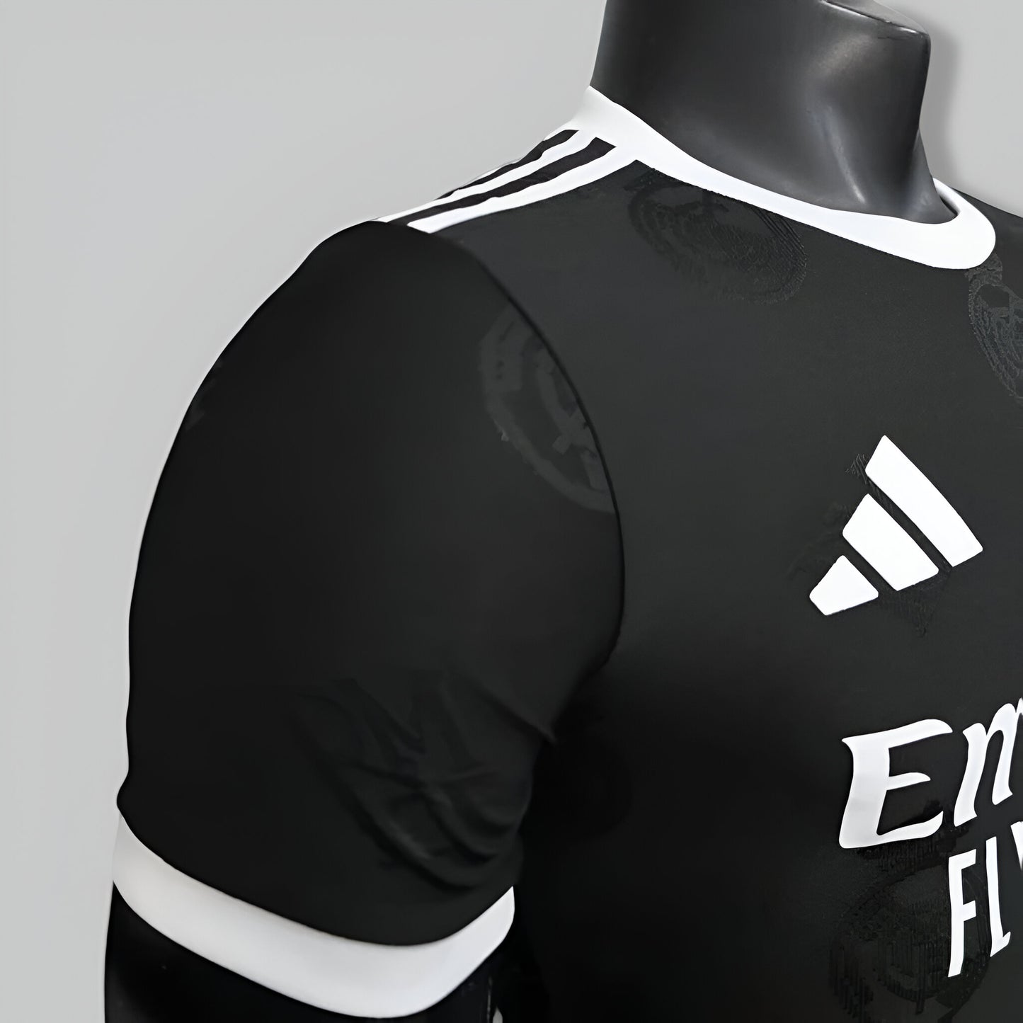Real Madrid 25/26 "Black Legacy" Player Version Premium Kit