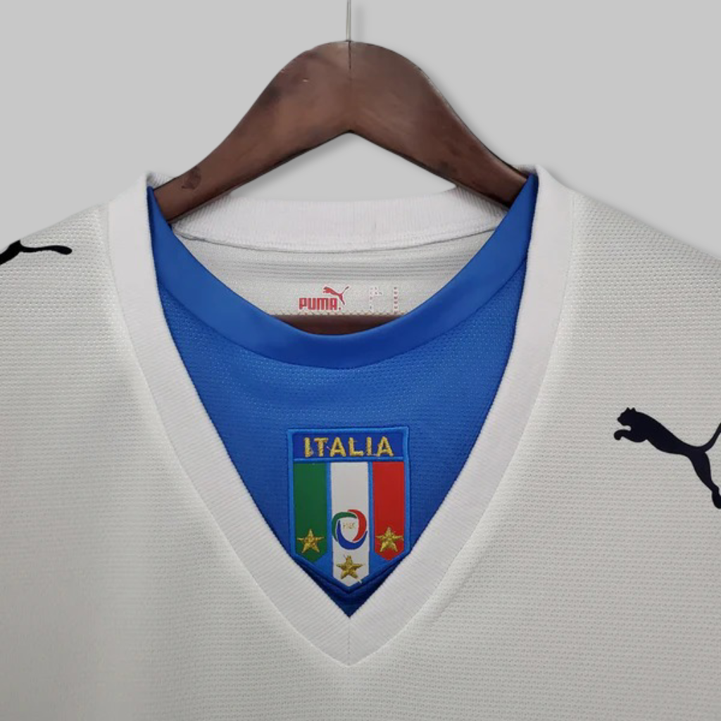 Italy 2006 Away Retro Kit