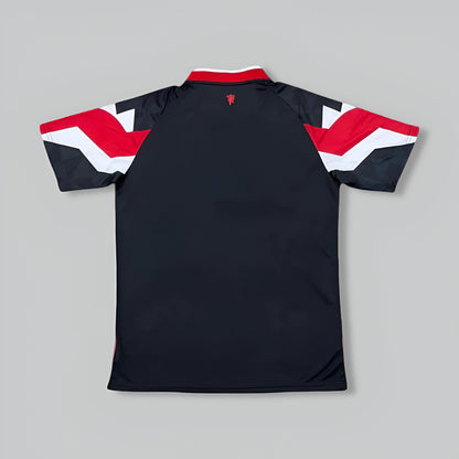 Manchester United 25/26 "Icon" Kit