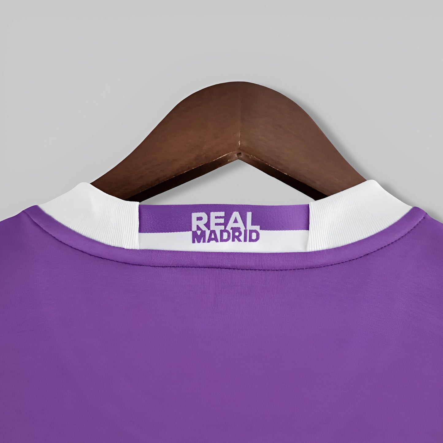 Real Madrid 2016-2017 Away Kit