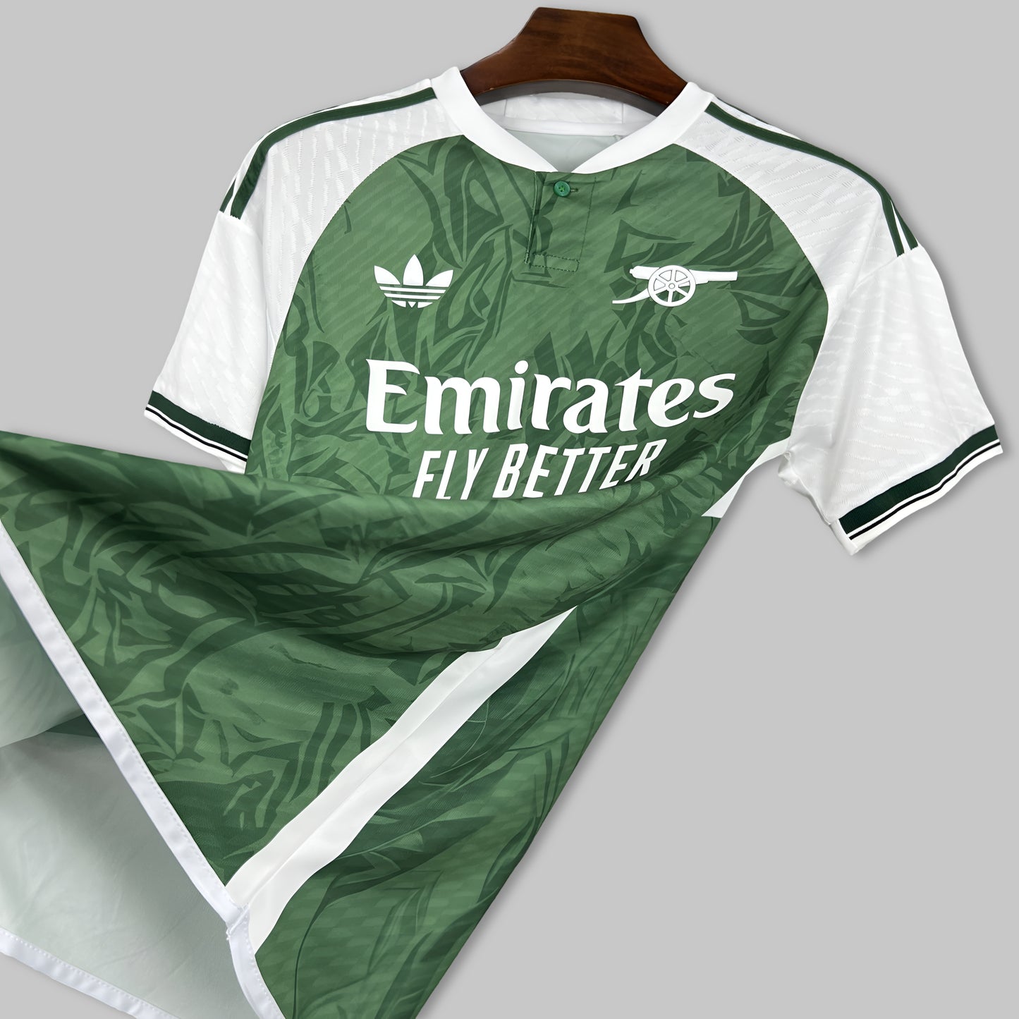 Arsenal 25/26 "Touch Some Grass" Premium Kit