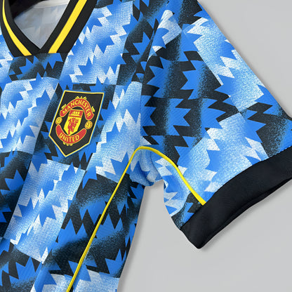 Manchester United 25/26 "Retro Blue" Premium Kit