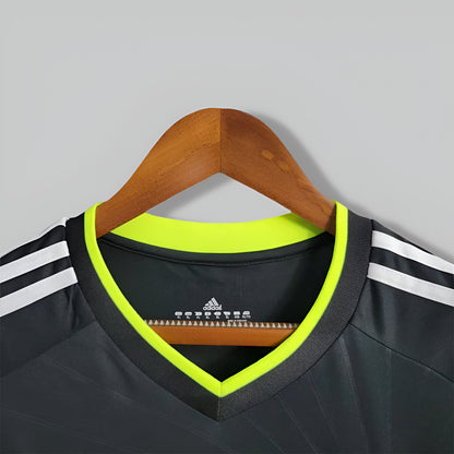 Real Madrid 2010-2011 Away Long Sleeve