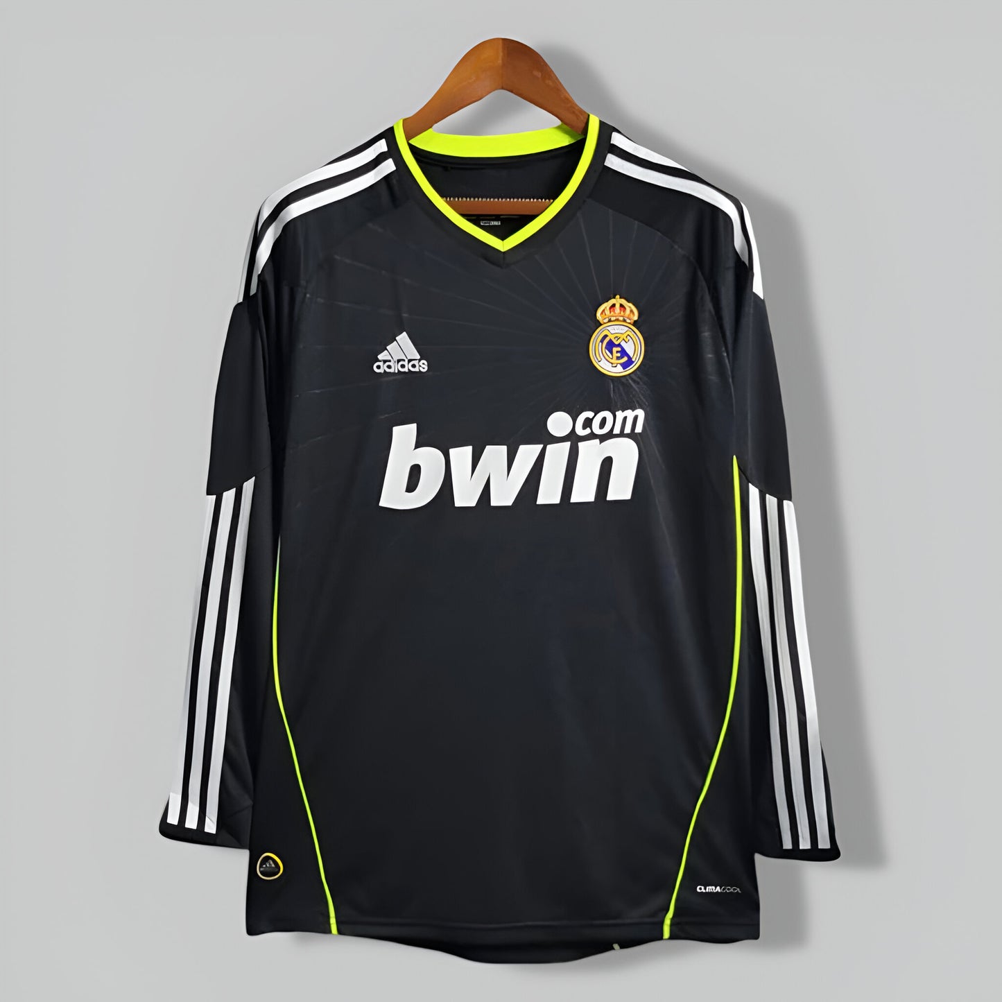 Real Madrid 2010-2011 Away Long Sleeve