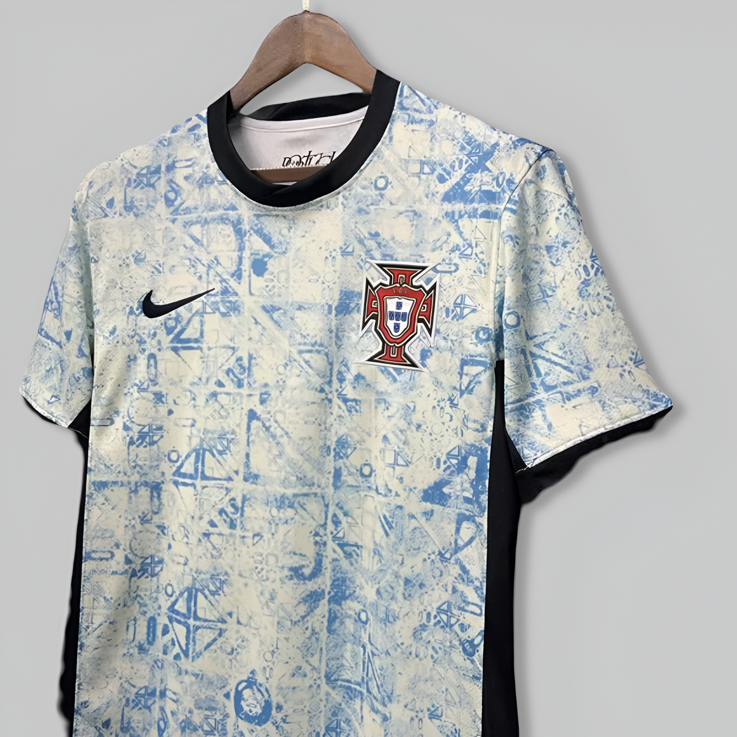 Portugal 24/25 Away Kit