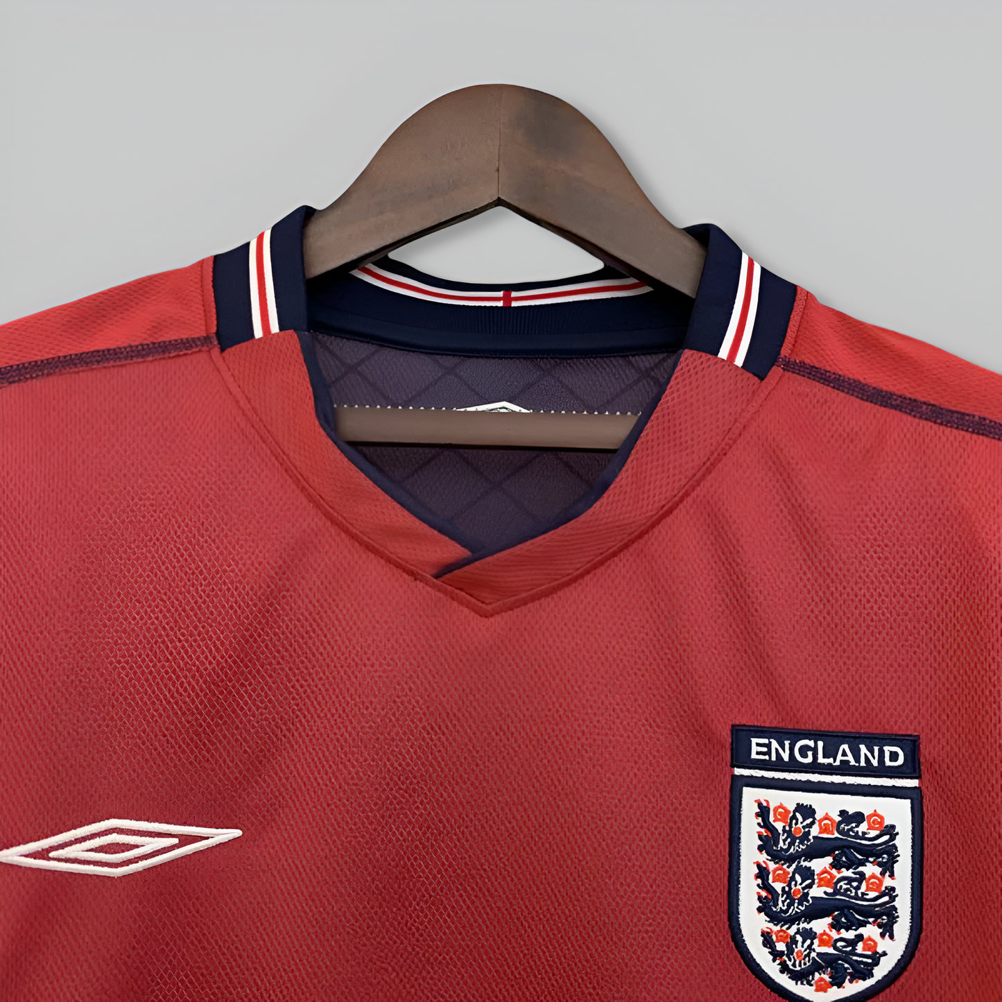 England 2002 Away Retro Kit