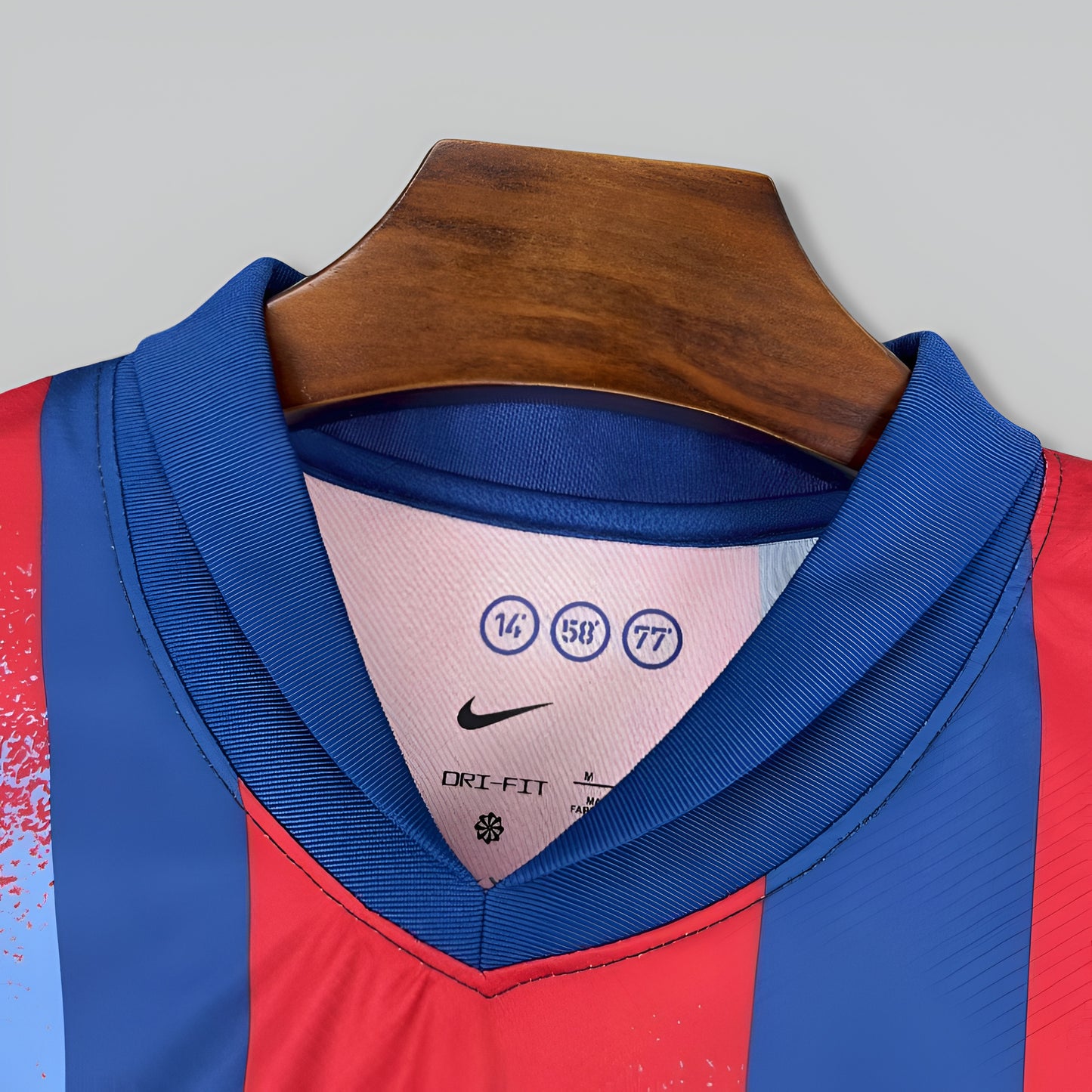 Barcelona 25/26 "El Classico" Premium Kit